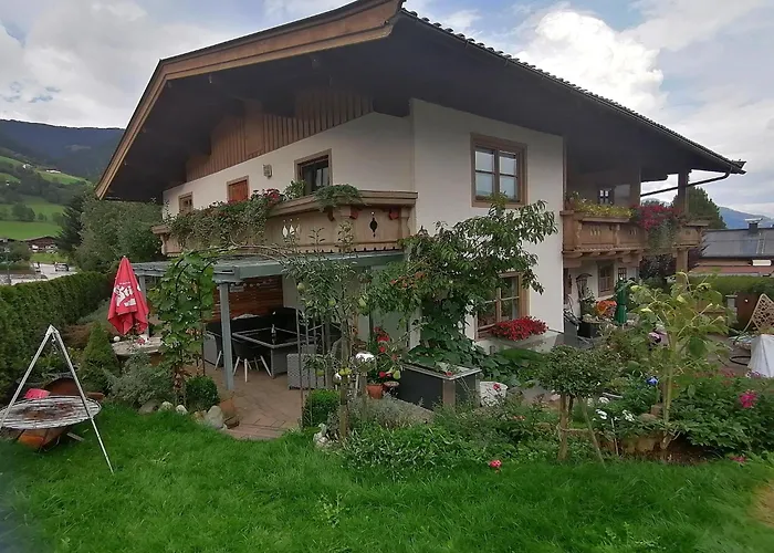 In Near Slopes Apartment *